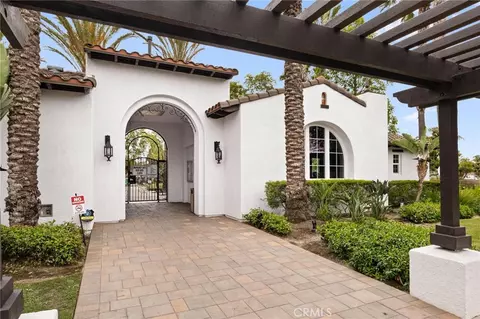 Exterior - 3701 Avondale Ln, Oxnard, CA 93036 photo 9 of 10