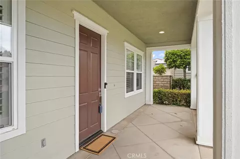 Exterior - 3701 Avondale Ln, Oxnard, CA 93036 photo 4 of 10