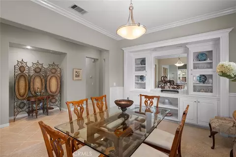 Dining - 3701 Avondale Ln, Oxnard, CA 93036 photo 4 of 6