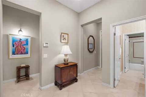 Entry Way - 3701 Avondale Ln, Oxnard, CA 93036 photo 4 of 5