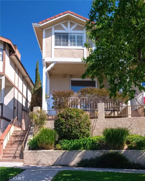 222 S Guadalupe Ave #1, Redondo Beach, CA 90277