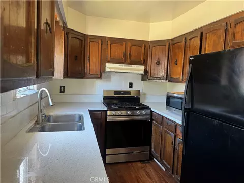 1625 W 223rd St, Torrance, CA 90501