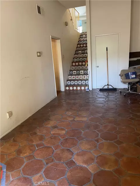 Entry Way - 294 S Marengo, Pasadena, CA 91101 photo 10 of 10