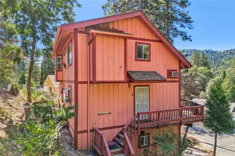 Exterior - 23840 Zuger Dr, Crestline, CA 92325 photo 10 of 11
