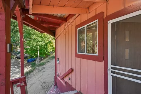 Exterior - 23840 Zuger Dr, Crestline, CA 92325 photo 5 of 11