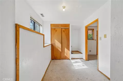 Bedroom - 23840 Zuger Dr, Crestline, CA 92325 photo 1 of 6