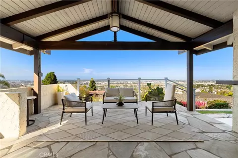 24880 Via Valmonte, Torrance, CA 90505