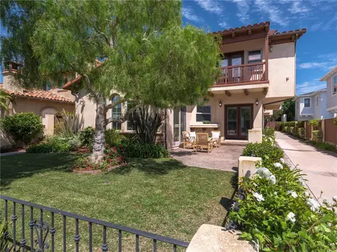 714 Elvira Ave #A, Redondo Beach, CA 90277