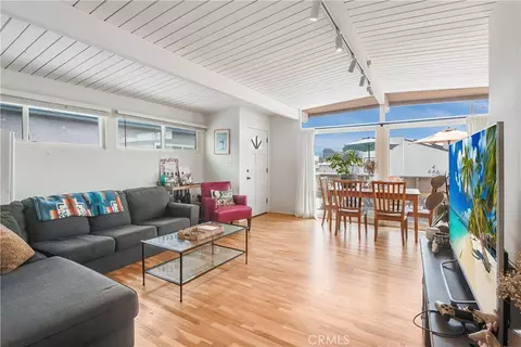 447 30th, Hermosa Beach, CA 90254