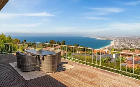 2315 Via Acalones, Palos Verdes Estates, CA 90274