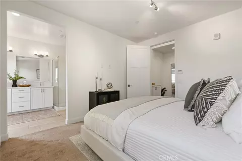 Bedroom - 542 E Imperial Ave, El Segundo, CA 90245 photo 2 of 3