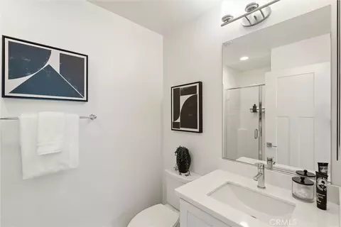 Bath - 542 E Imperial Ave, El Segundo, CA 90245 photo 1 of 4