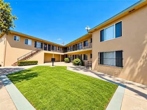 10203 England Ave, Inglewood, CA 90303
