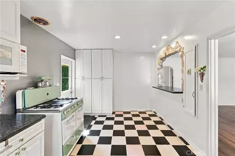 Kitchen - 1100 E Whiting Ave, Fullerton, CA 92831 photo 2 of 4
