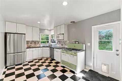 Kitchen - 1100 E Whiting Ave, Fullerton, CA 92831 photo 1 of 4