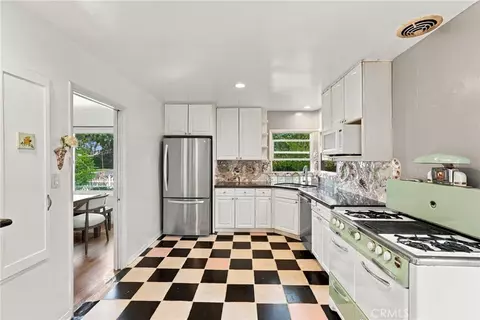 Kitchen - 1100 E Whiting Ave, Fullerton, CA 92831 photo 4 of 4