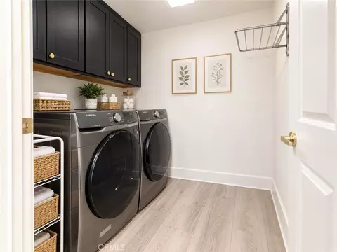 Other - 437 E Palm Ave #207, Burbank, CA 91501 photo 1 of 4