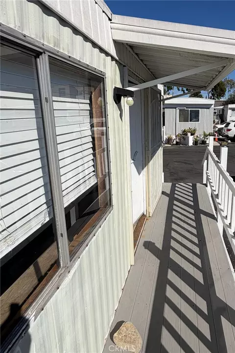 520 E Carson St #15, Carson, CA 90745 photo 7