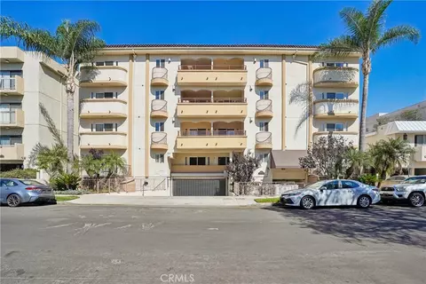 1828 Glendon Ave #PH1, Los Angeles, CA 90025