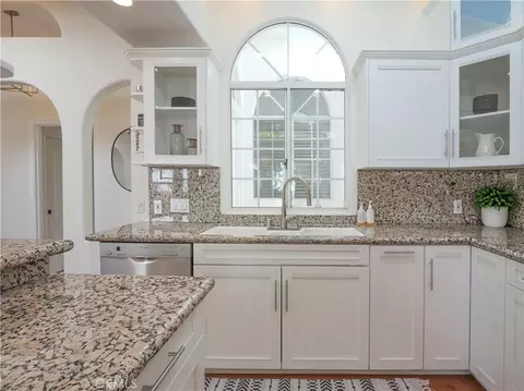 Kitchen - 6 Silver Eagle, Rolling Hills Estates, CA 90274 photo 5 of 6