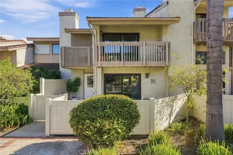 1823 Caddington Dr #15, Rancho Palos Verdes, CA 90275