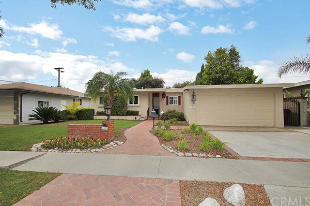 5833 E Walton St, Long Beach, CA 90815 photo 1