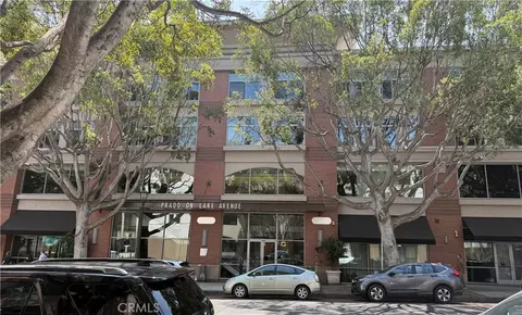 840 E Green St #227, Pasadena, CA 91101