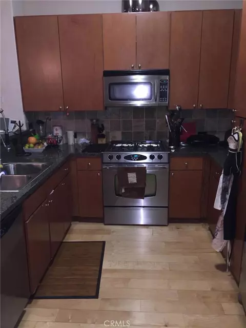 840 E Green St #227, Pasadena, CA 91101 photo 2