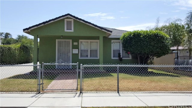 822 Pine St, Corona, CA 92879 photo 1