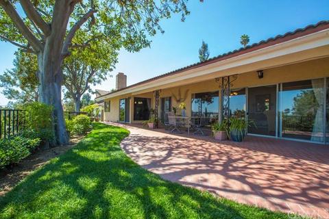 7701 Vale Dr, Whittier, CA 90602 photo 1