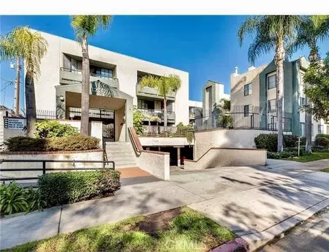 1237 E 6th St #309, Long Beach, CA 90802 photo 1