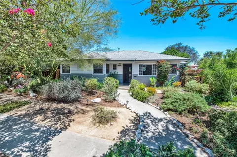 1135 W 10th St, Santa Ana, CA 92703