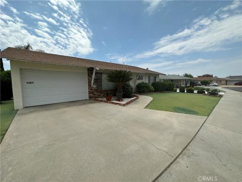 1401 W Westmont Ave, Hemet, CA 92543