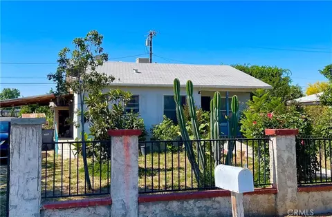 1225 E Morton Pl E, Hemet, CA 92543