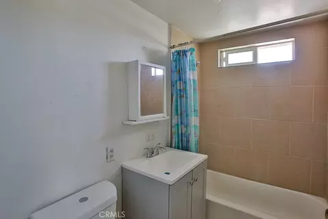 Bath - 11670 Ferris Rd, El Monte, CA 91732 photo 1 of 1