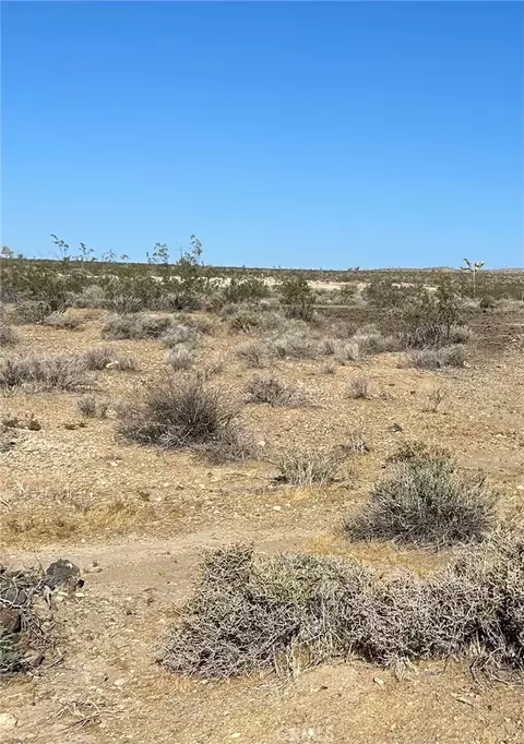 0 Ap #0462-651-13-0000, Adelanto, CA 92301