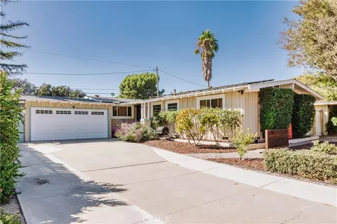 2510 Larchmont Ave, Santa Ana, CA 92706
