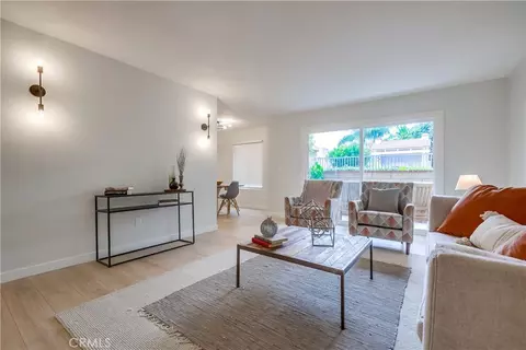 700 W La Veta Ave #S1, Orange, CA 92868