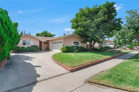 11438 Renville St, Lakewood, CA 90715