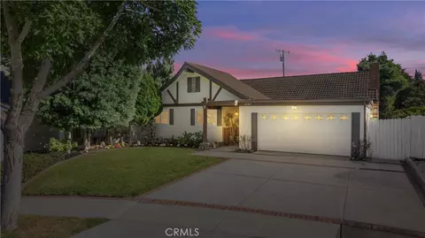 1295 Stonefield St, Costa Mesa, CA 92626