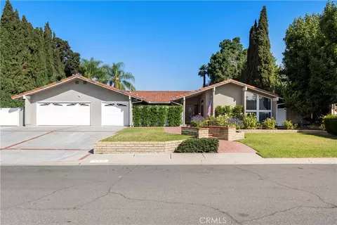 17971 E Oakfield Dr, Villa Park, CA 92861