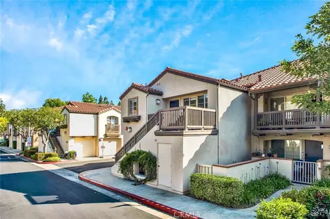 192 S Cross Creek Rd #G, Orange, CA 92869