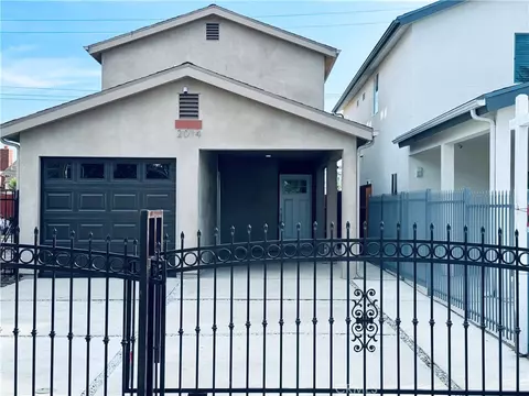 2014 E Piru St E, Compton, CA 90222 photo 1