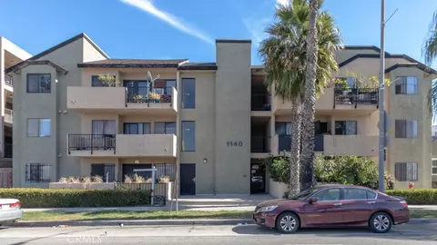 1140 Pacific Ave #16, Long Beach, CA 90813