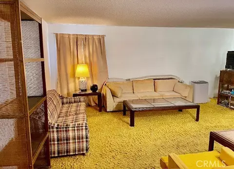 933 Cedar #14, Inglewood, CA 90302