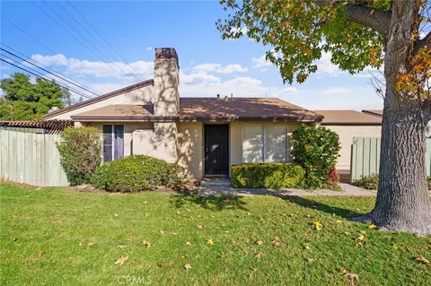 687 Parkview Dr, Lake Elsinore, CA 92530