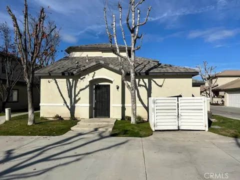 12924 Merlot Dr, Bakersfield, CA 93314