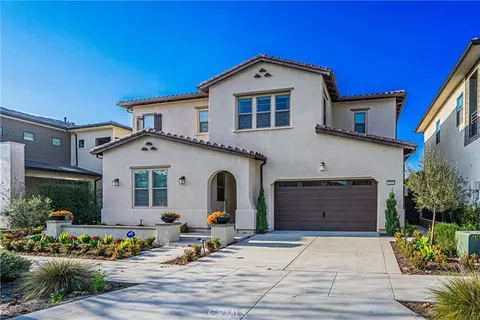 119 Drama, Irvine, CA 92618