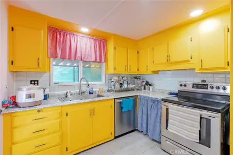3986 Chevoit Rd, Phelan, CA 92371 photo 11
