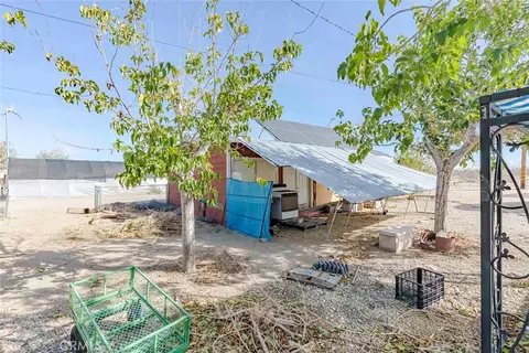 3986 Chevoit Rd, Phelan, CA 92371 photo 31